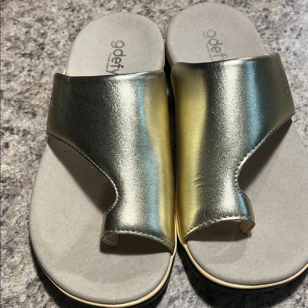 Gdefy Women's Gold Mules - Picture 2 of 7